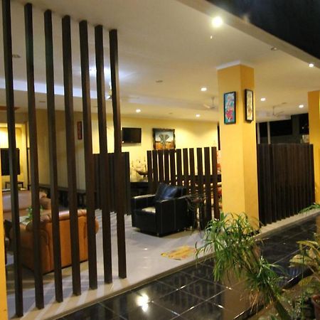 Ct1 Bali Bed & Breakfast กูตา ภายนอก รูปภาพ