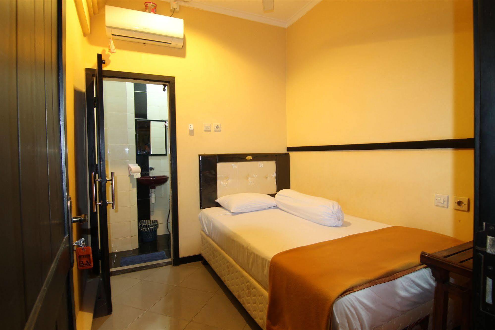 Ct1 Bali Bed & Breakfast กูตา ภายนอก รูปภาพ