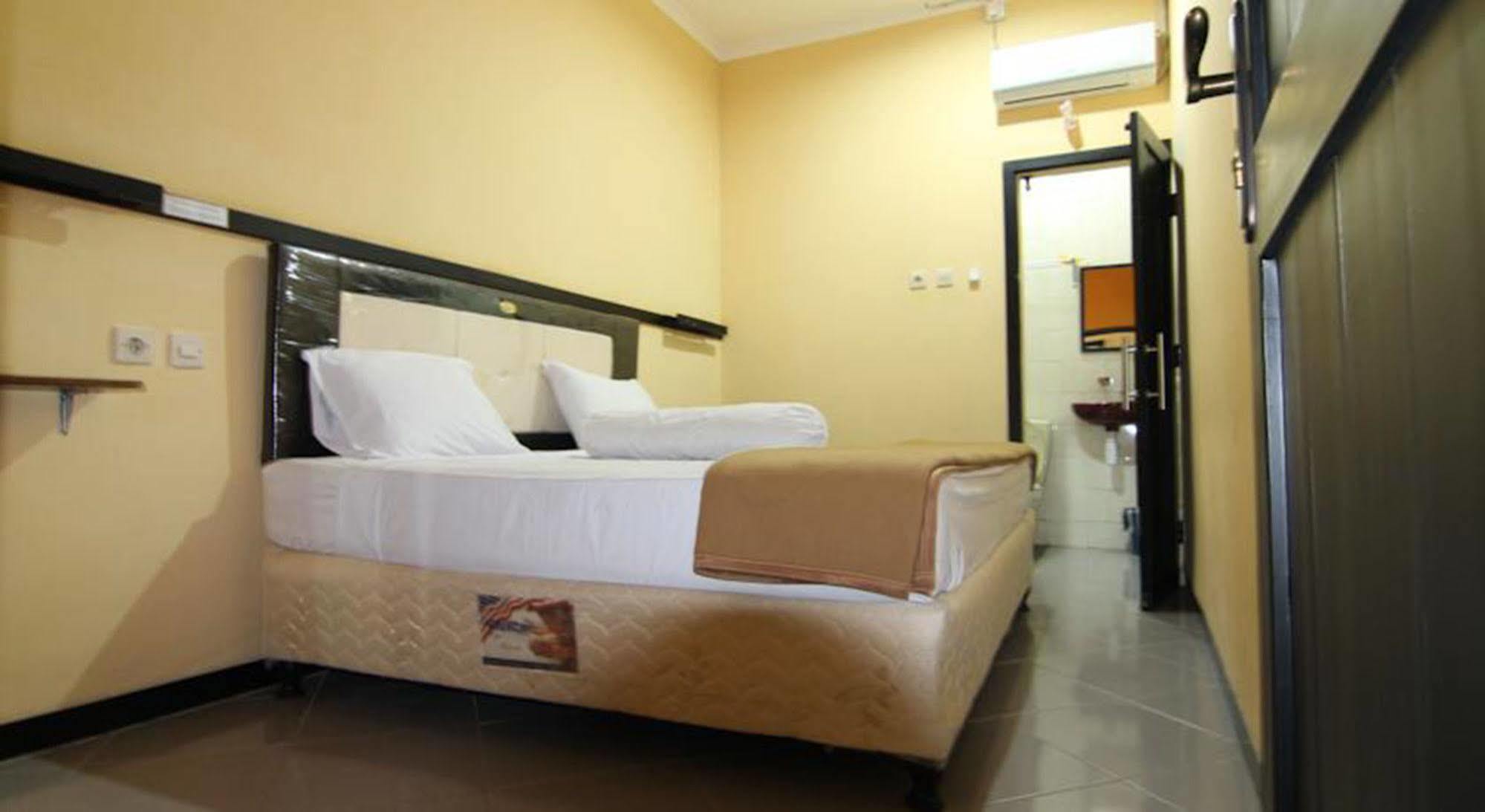 Ct1 Bali Bed & Breakfast กูตา ภายนอก รูปภาพ